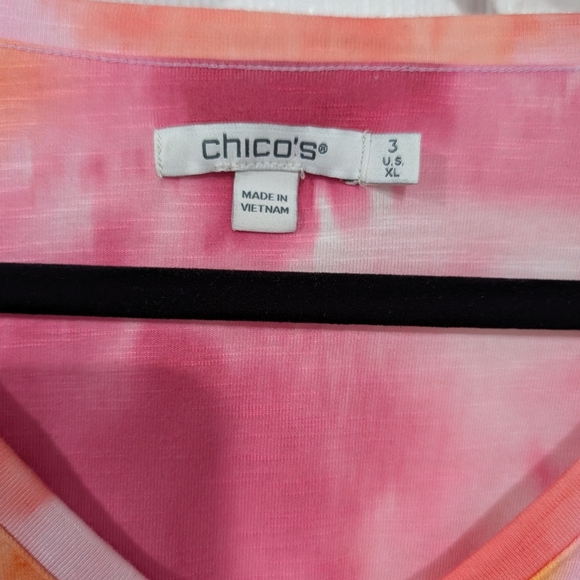 Chico's Pink and Orange Tie-Dye V-Neck Short Sleeve Shirt in Size 3 (XL) - Picture 2 of 7